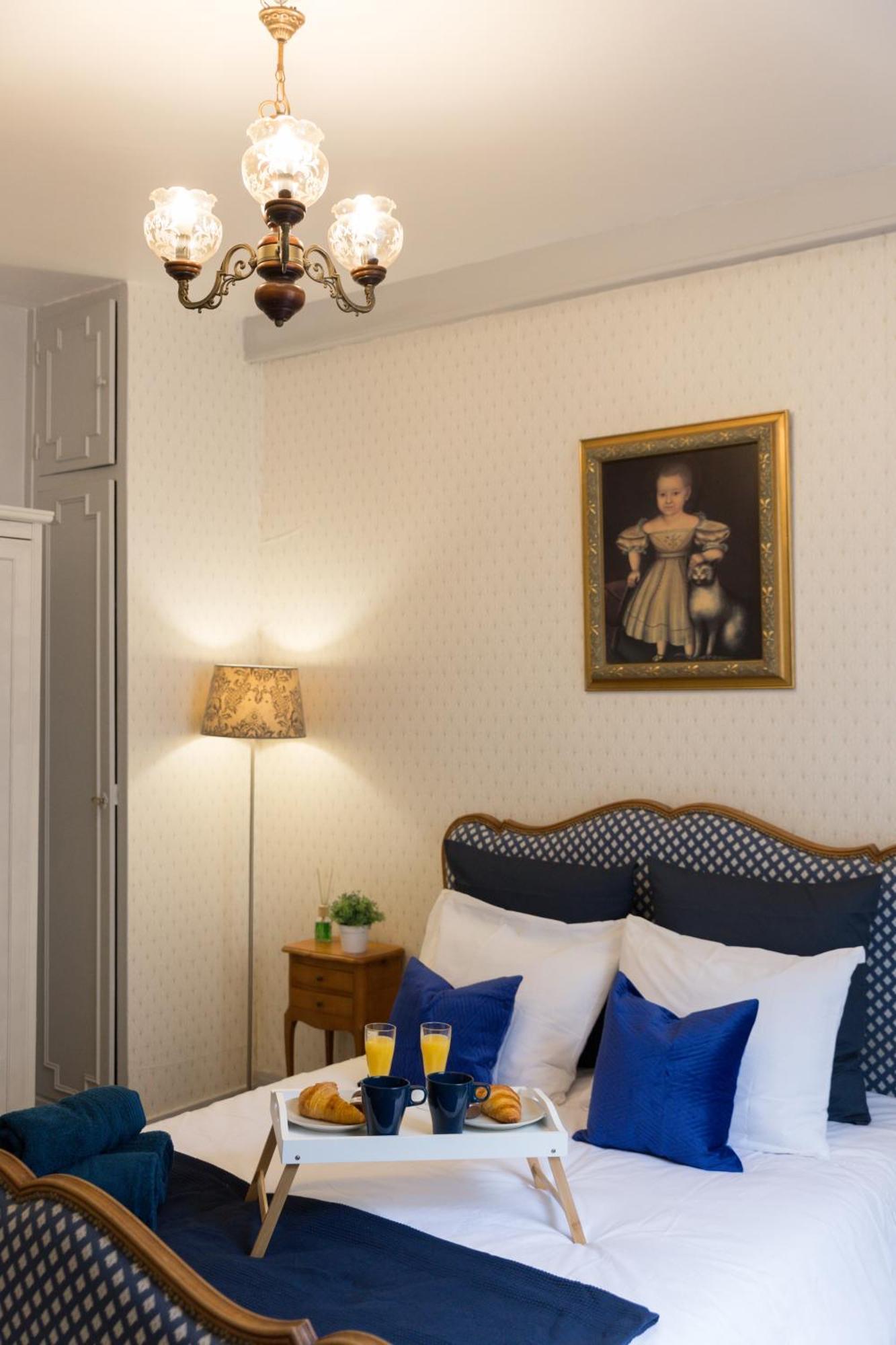 * Le Versaillais*2 Min A Pied Du Chateau 베흑사이으 외부 사진